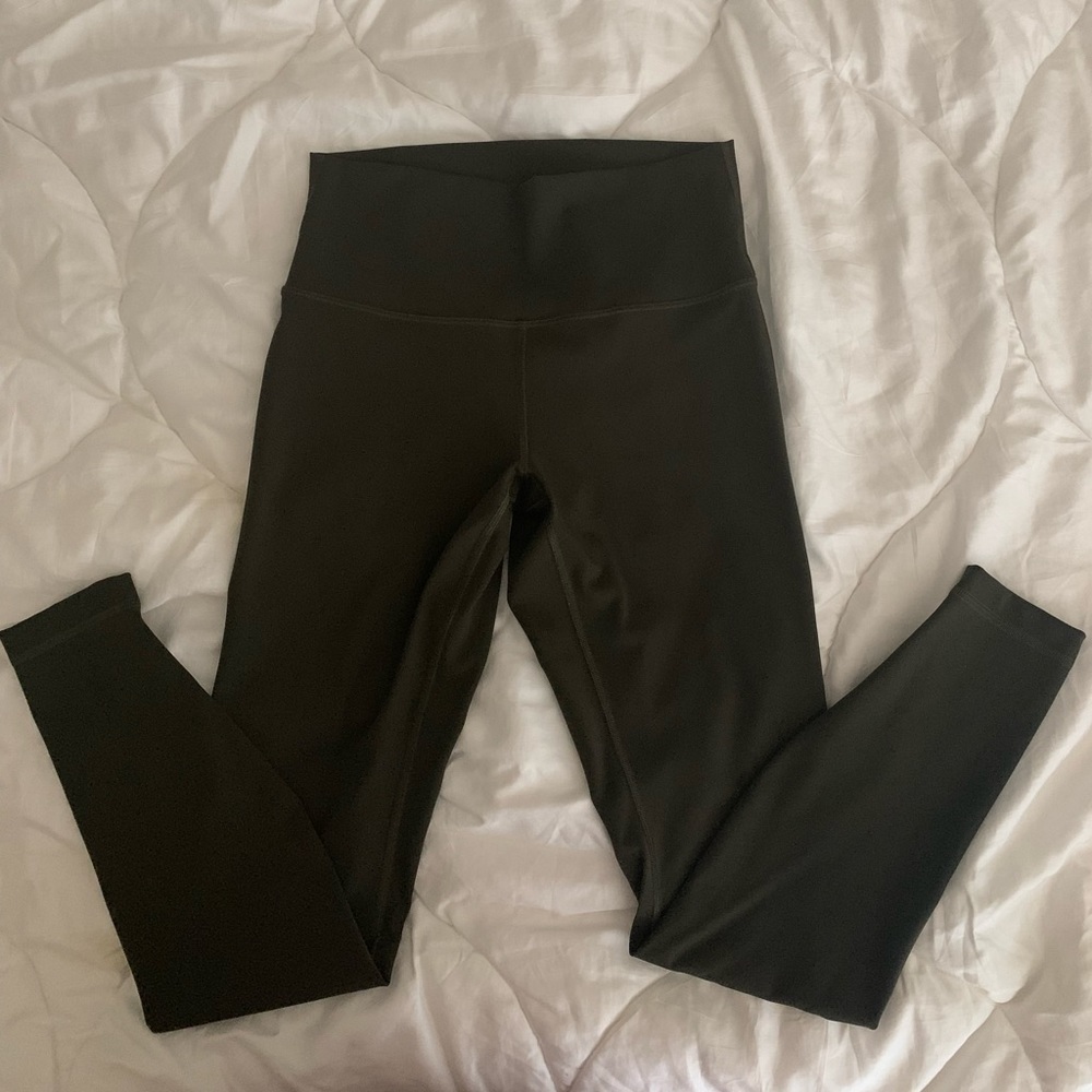 Lululemon Wunder Under High-Rise Tight 28” Full On Luxtreme Size 8 Dark Olive